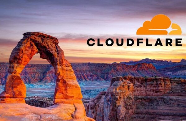 用 Cloudflare Workers 来实现必应每日壁纸 API